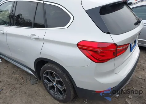 2018 BMW X1 xDrive28I из США, поврежденный, VIN WBXHT3C36J5F88899